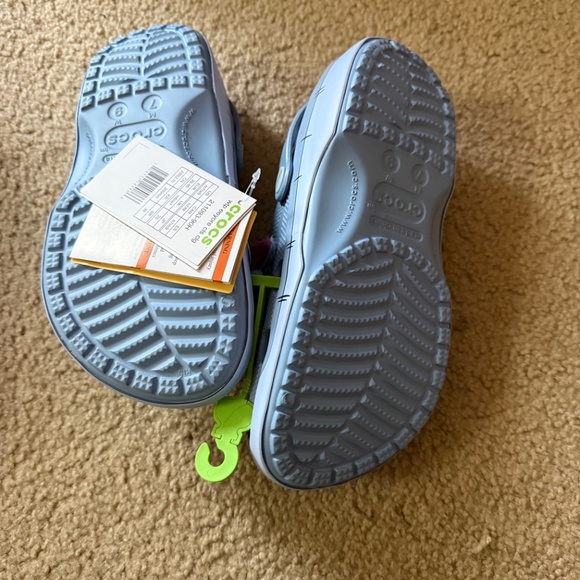 Crocs Disney Winnie the Pooh eeyore clogs w9 - Picture 2 of 3